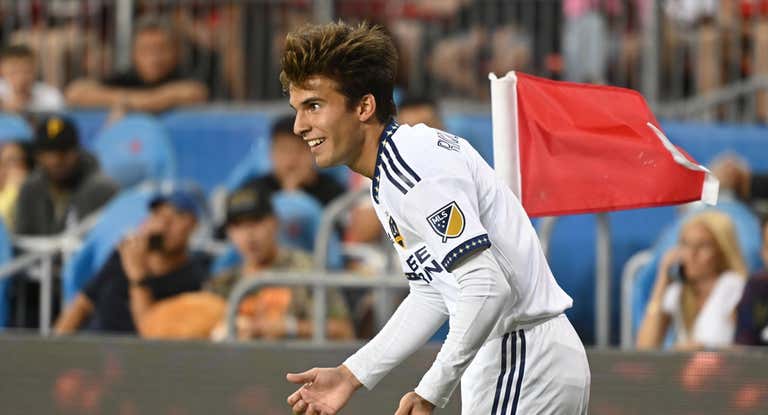 Riqui Puig, en un partido con LA Galaxy.