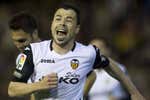 Javi Fuego: «Cuando mirábamos para abajo pensábamos 'no quiero pasar a la historia como uno de los que descendió al Valencia»