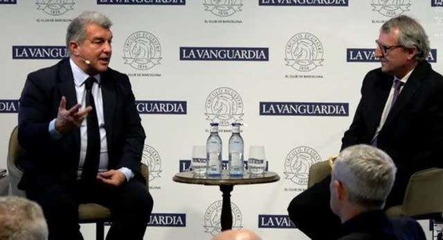 Laporta: «¿Fichar a un delantero? Seguramente sí, pero alguien deberá salir«