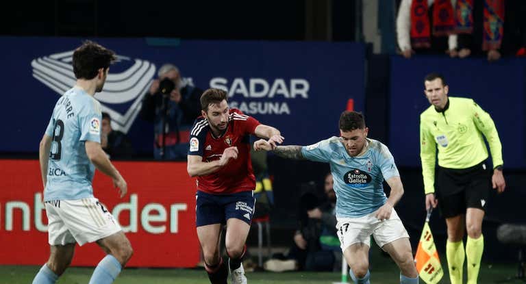 Javi Galán, en un partido con el Celta.