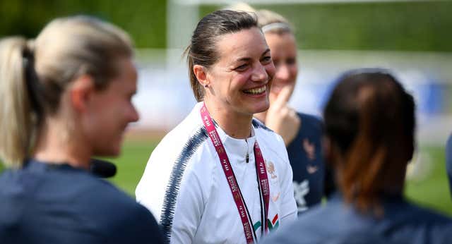 La Federación Francesa destituye a Corinne Diacre