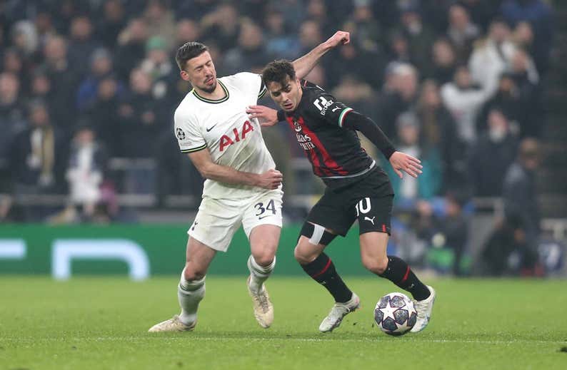 Un futuro incierto para Lenglet, Dest y Nico