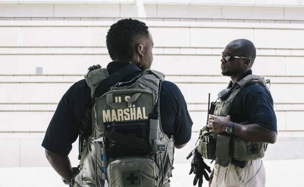 Oficiales de la U.S. Marshal en 2012  GETTY IMAGES
