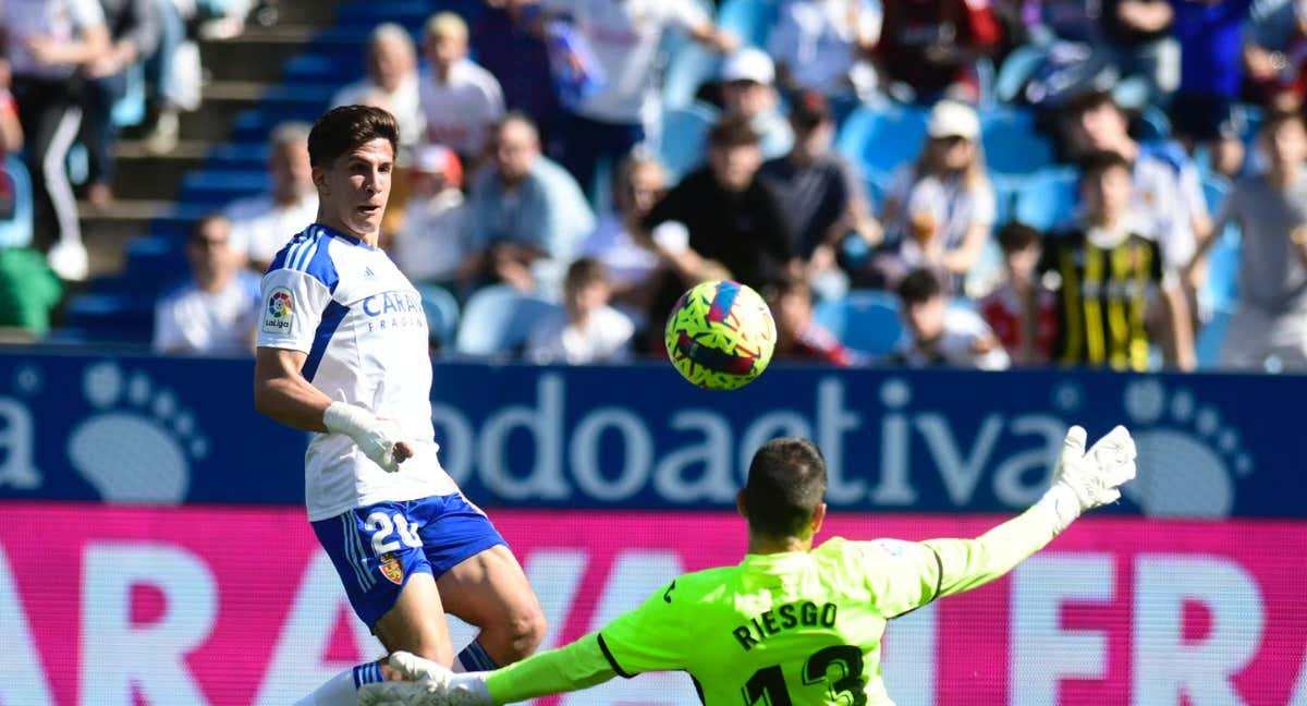 Giuliano Simeone, en un partido del Zaragoza./REAL ZARAGOZA