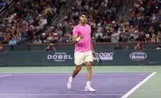 Carlos Alcaraz se pone a 100 en Indian Wells