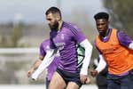 Ancelotti y Benzema hablan de «final» contra el Liverpool tras los dardos de Florentino