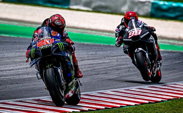 Fabio Quartararo y Marc Márquez, en la pretemporada 2023.  MotoGP