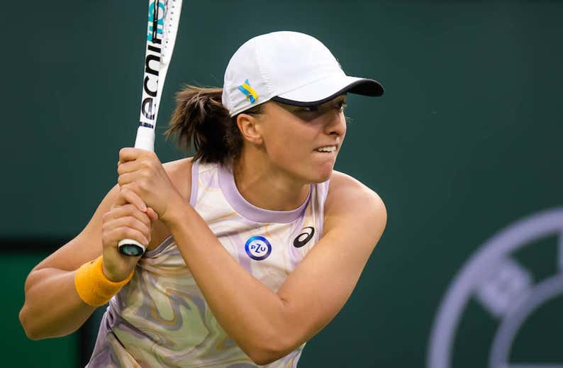 El lío de la camiseta del Spartak de Moscú en Indian Wells enciende a Swiatek