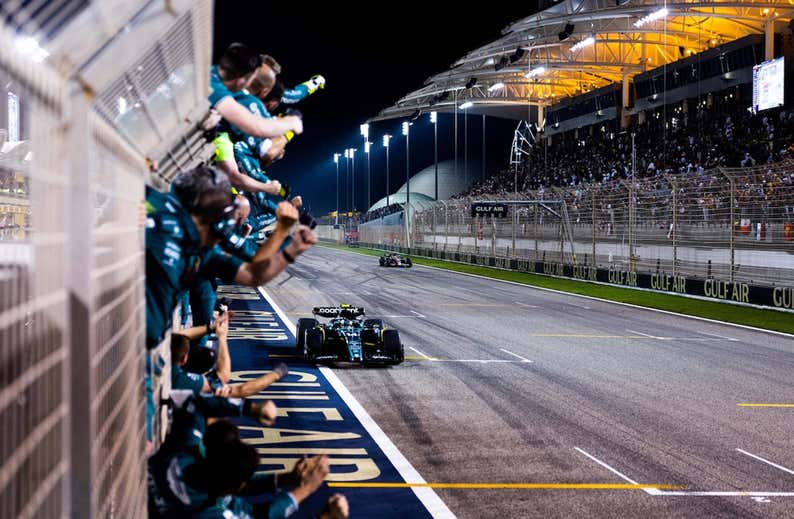 De la Rosa y la victoria 33 de Alonso: «No vamos a descansar tranquilos ni un minuto»