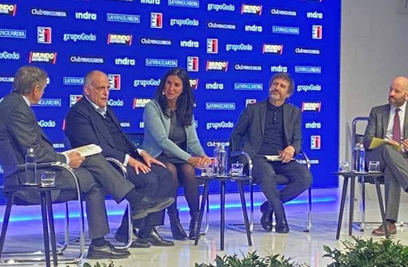 Tebas: «El Barça no ha pagado a los árbitros ni pongo en duda el Sextete»