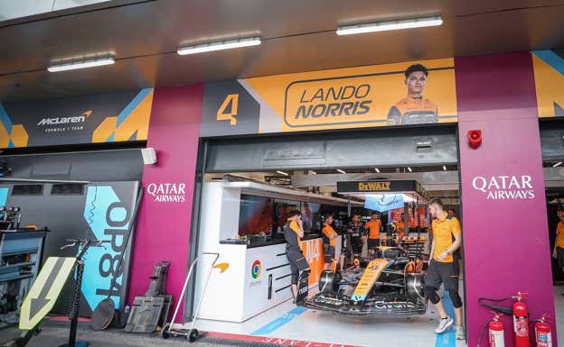 El coche de Lando Norris en el taller.  Getty