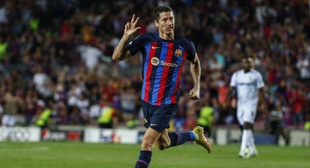 Lewandowski se pide el golpe de gracia