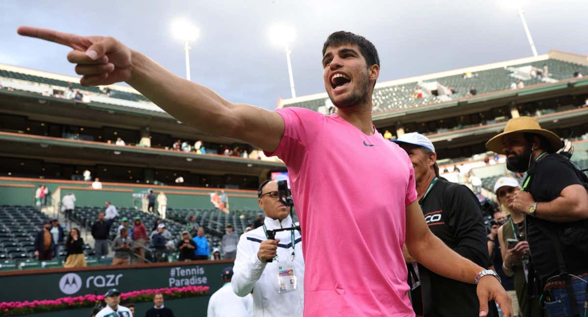 Carlos Alcaraz tras su victoria ante Medvedev en Indian Wells./AFP