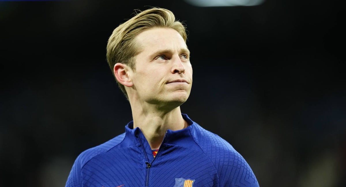De Jong se ha afianzado al lado de Busquets.