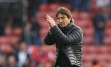 Sin títulos y fracaso en Champions: el Tottenham echa a Antonio Conte