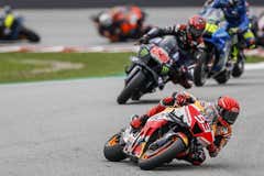 Qué diferencias hay entre las carreras al sprint de la F1 y MotoGP