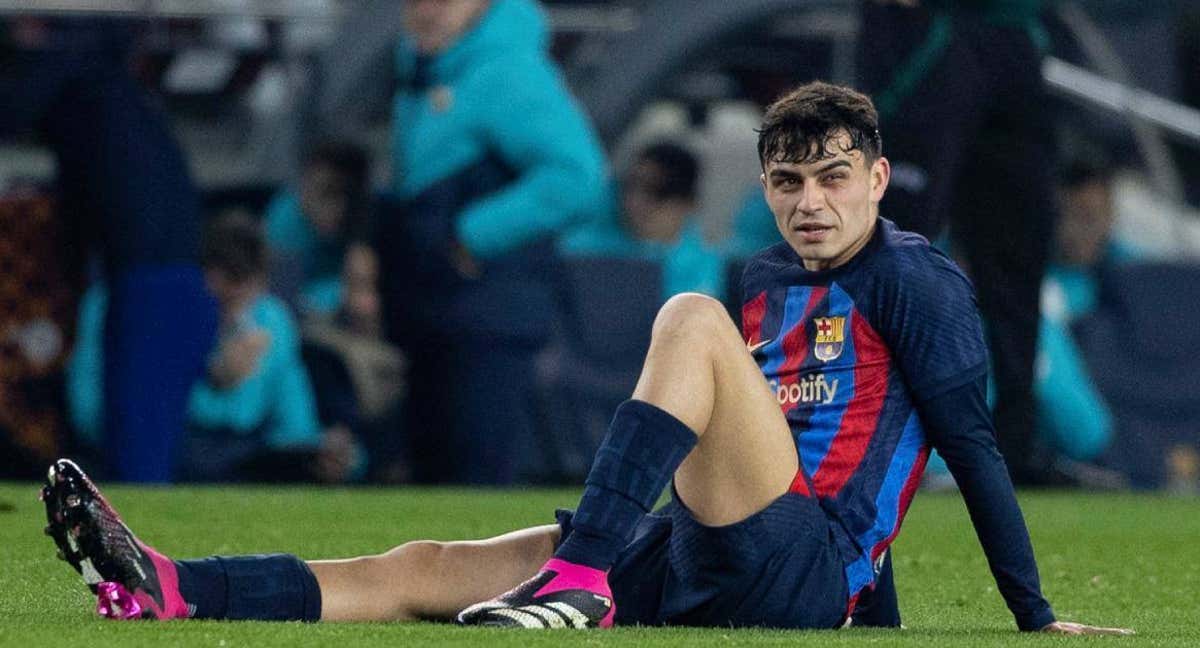 Pedri dio un paso atrás en su recuperación y ahora deberá esperar varias semanas para volver. /AGENCIAS