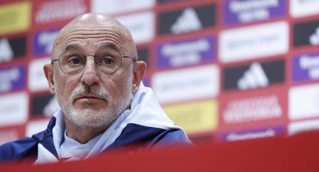 De la Fuente busca rol para Gavi: «Puede ser ‘8’, ’10’, en banda…»