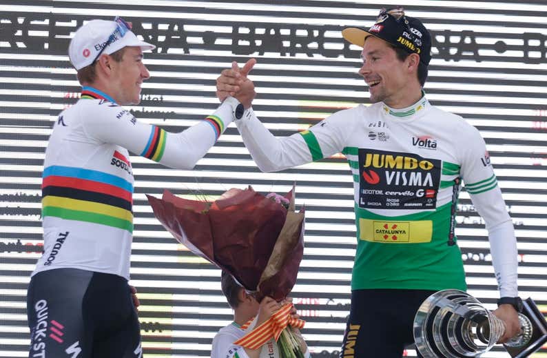 La guerra psicológica de Primoz y Remco: «Me llevé a rueda al tío equivocado»