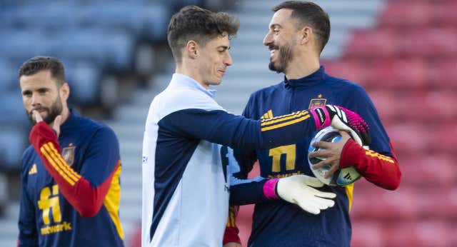 El cambio de Kepa Arrizabalaga: «Es un niño con zapatos nuevos»