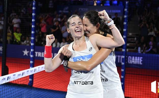 Alejandra y Gemma después de ganar en Paraguay. WPT