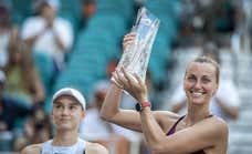 Kvitova reina en Miami y arruina el 'Sunshine Double' a Rybakina
