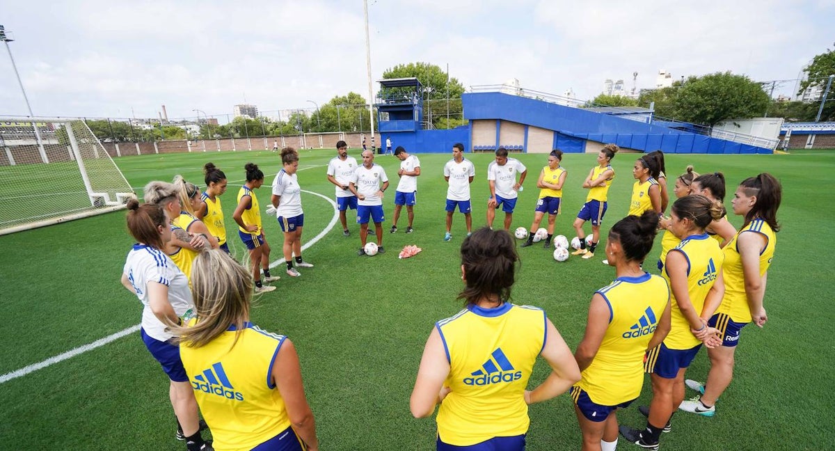 Jorge Martínez durante un entrenamiento con el club.