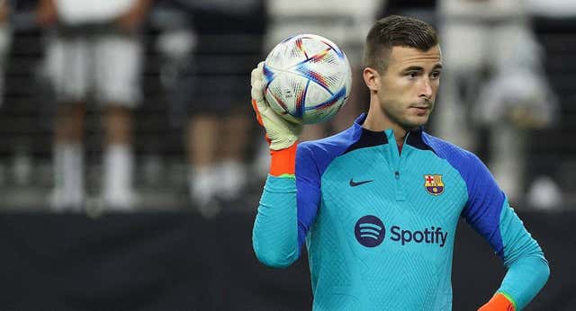 Iñaki Peña da el ‘sí’ definitivo y renovará con el Barça