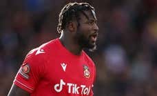 Jacob Mendy en la película del Wrexham de los récords, un proyecto a nivel mundial