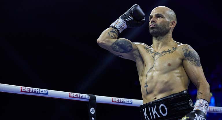 Kiko Martínez, siendo presentado en su combate ante Jordan Hill.