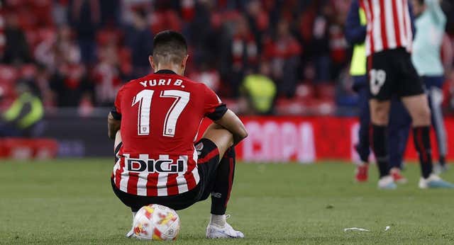 Vestuario, afición y club quedan muy tocados con la enésima ‘muerte’ en la orilla del Athletic