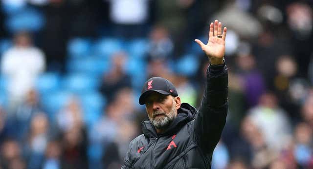 Klopp ironiza con las preguntas de los periodistas en rueda de prensa