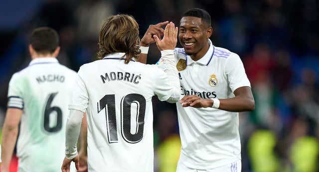 El regreso de Alaba llena de confianza al vestuario del Madrid: «Es de los que mandan»