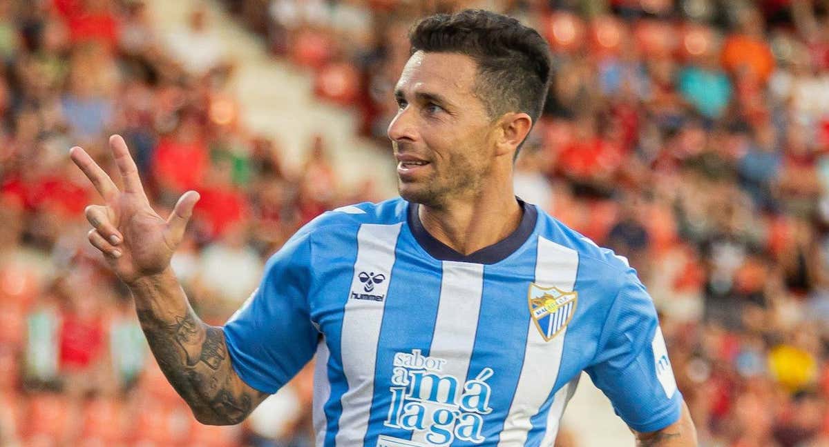 Rubén Castro celebra un gol con el Málaga esta temporada. /EFE