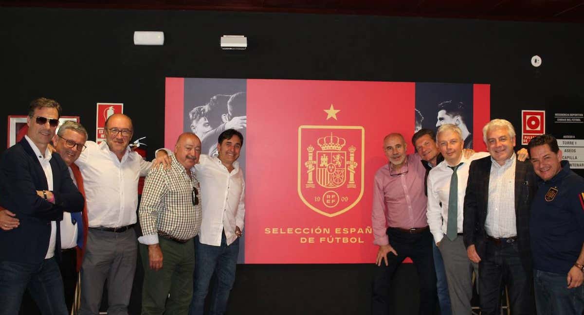 De izquierda a derecha, los miembros del Colegio de Abogados de Madrid en la sede de la RFEF: Carlos Nuñez Baglietto, Luis Fernando Linares Torres, Julio Mera Sánchez-Rubio, Amérito Fuente Cuevas, Jesús Menor Cantador, José Ignacio Collado, Juan Carlos Recio, Óscar Torres, Ángel Martínez Utrillas y Sergio Lusilla. /web.icam.es