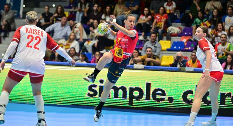 La magia de Silvia Arderius lleva a las Guerreras al Mundial