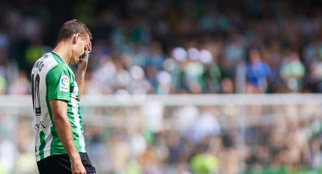 El Comité mantiene la roja y la sanción a Sergio Canales