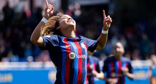 Giráldez pide calma con el ‘fenómeno Vicky López’