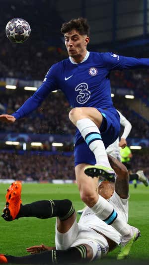 Havertz salta ante Militao.  REUTERS