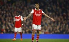 Al Arsenal le pesa la plantilla joven y la falta de experiencia