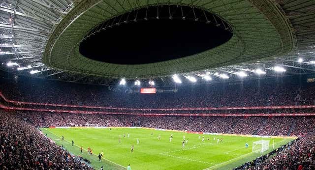 El Athletic presenta una queja formal a LaLiga por los horarios a las 22:00 entre semana