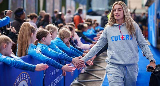 ¿Alexia Putellas en el Camp Nou? El club y sus compañeras alejan la presión y mantienen el silencio