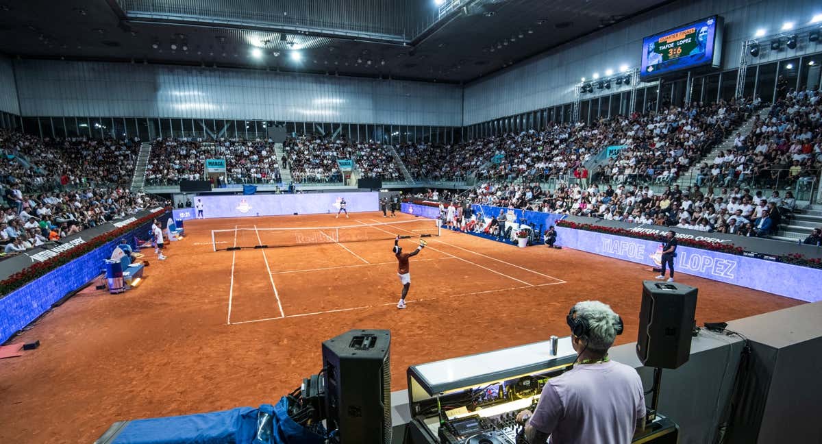 Las gradas de la Arantxa Sánchez Vicario se llenaron para el innovador evento./RED BULL