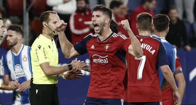 David García se apunta a la final pese a sufrir una luxación nasal