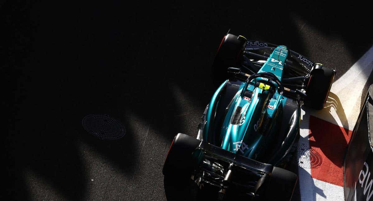 Fernando Alonso, durante el viernes del GP de Azerbaiyán 2023 de F1.