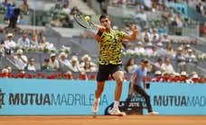 Carlos Alcaraz sobrevive a un debut incomodísimo en Madrid