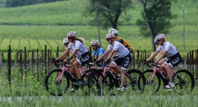 ¿Qué es el Giro E? Así es el Giro de Italia con bicicletas eléctricas
