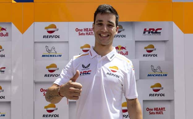 Iker Lecuona, vestido con los colores de Honda en Jerez.  Repsol Honda