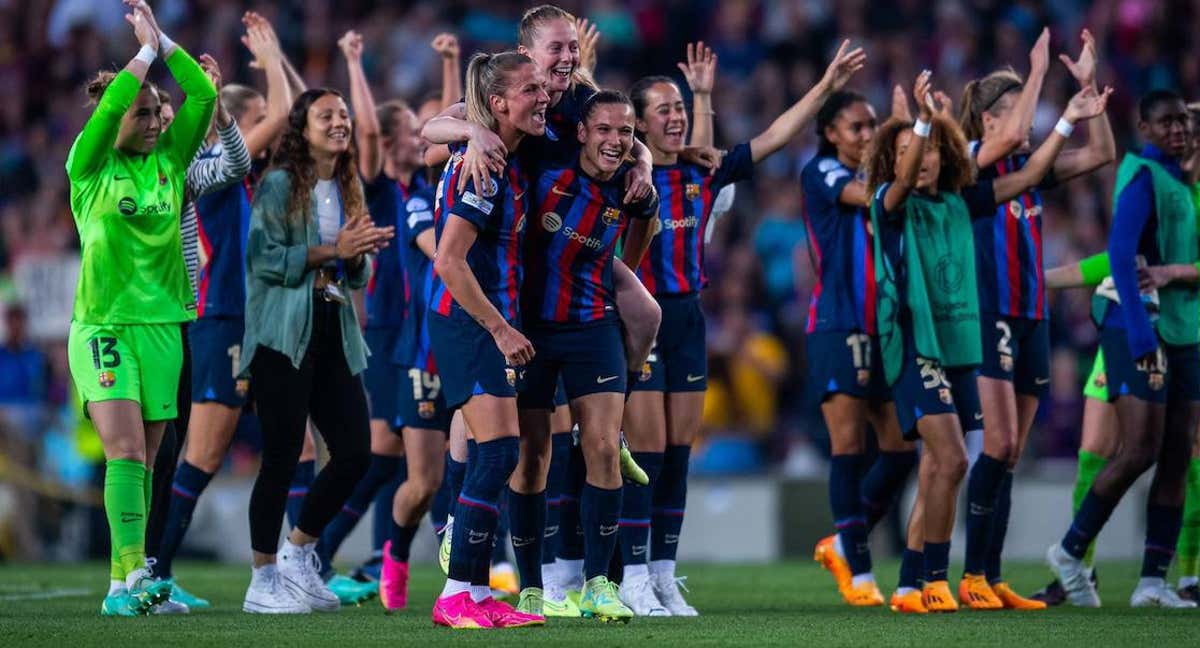 Jugadoras del Barça tras el partido ante el Chelsea en el Camp Nou. /FC BARCELONA