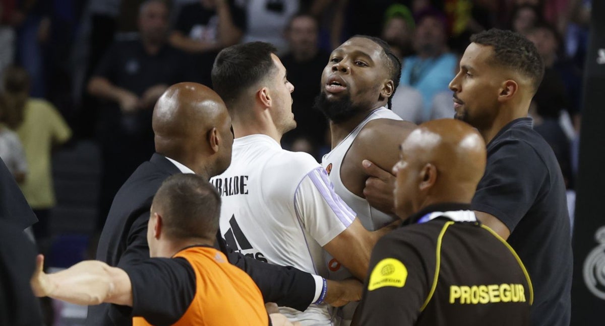 Yabusele, ante el Partizan.